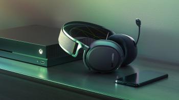 SteelSeries представила гарнитуру из линейки Arctis для XBOX One